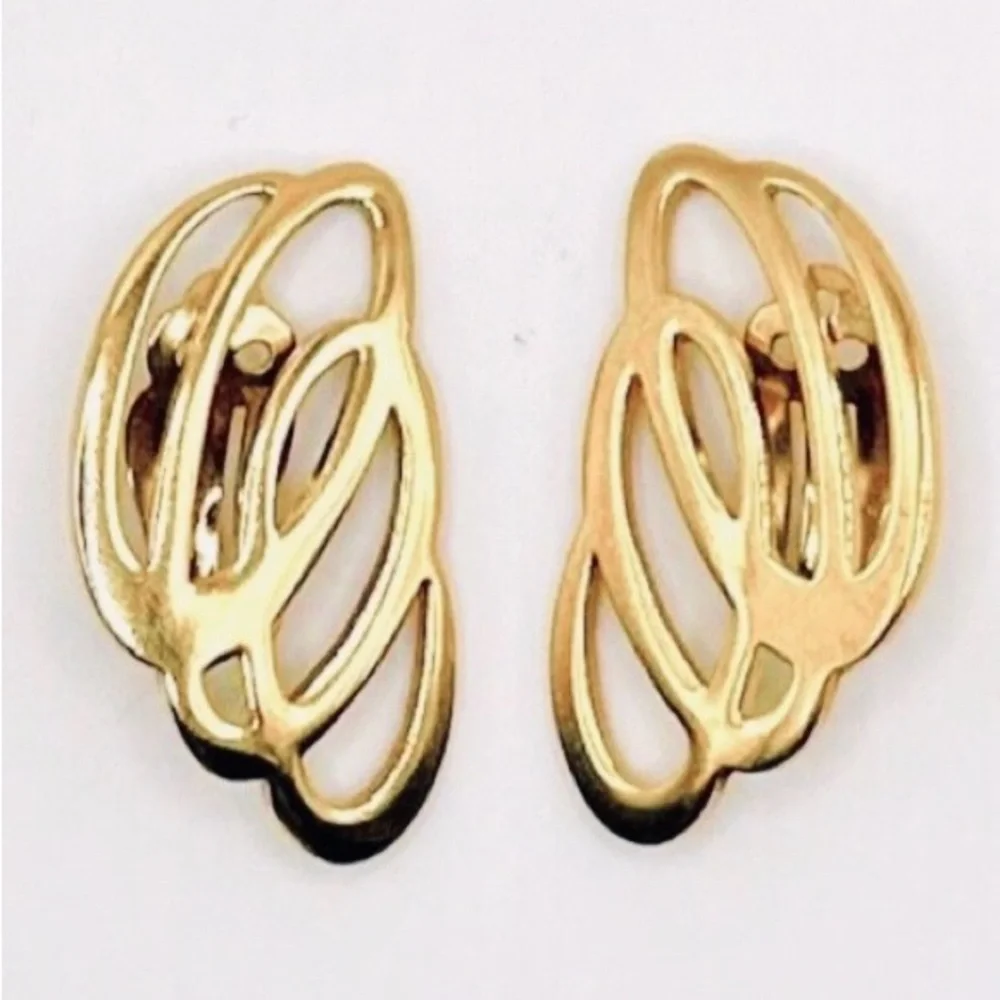 GIVENCHY Vtg gold tone signature clip on earrings, circa 1980s. - Picture 1 of 6